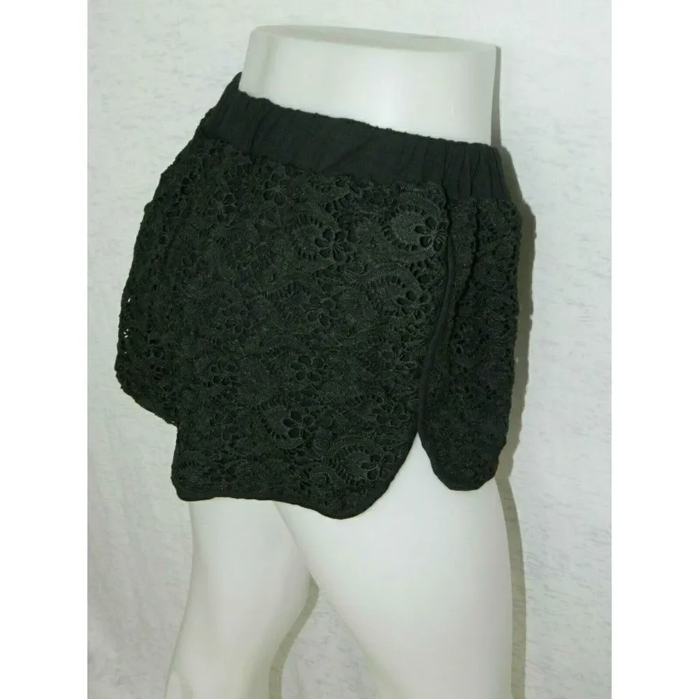 Pol Clothing Shorts Black Crochet Drawstring‎